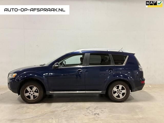 Blauw Gebruikt 2010 Mitsubishi Outlander Edition SUV | € 4.795 - Afbeelding 1/4