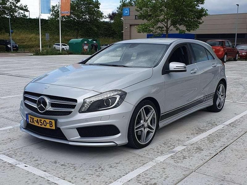 Zilver Gebruikt 2014 Mercedes A200 Prestige Stationwagen | € 12.900 - Afbeelding 1/4