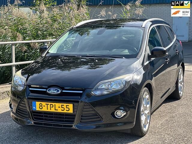 Zwart Gebruikt 2014 Ford Focus Stationwagen | € 5.950 (Eerlijke prijs) - Afbeelding 1/4