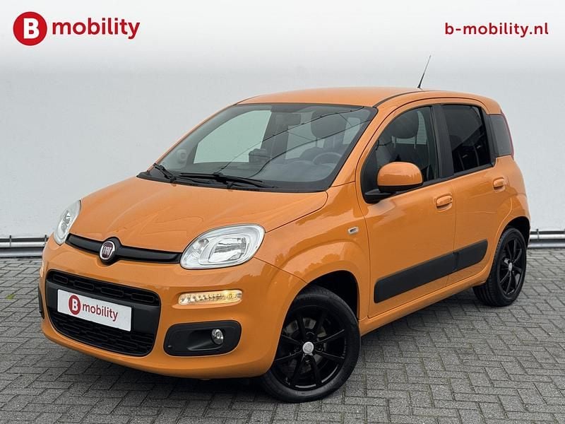 Oranje Gebruikt 2018 Fiat Panda Lounge Hatchback | € 7.745 (Eerlijke prijs) - Afbeelding 1/3