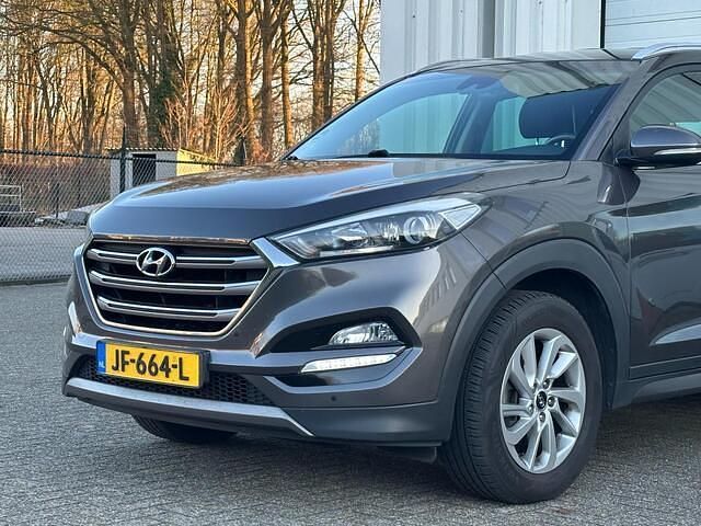 Occasion Hyundai Tucson Comfort 116 PK (85 kW) 2016 Grijs (metallic) SUV