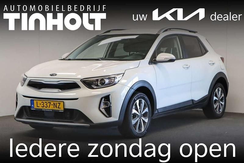 Wit Gebruikt 2021 Kia Stonic SUV | € 16.450 (Eerlijke prijs) - Afbeelding 1/4