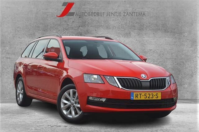Rood Gebruikt 2018 Skoda Octavia Business Line Stationwagen | € 12.999 (Eerlijke prijs) - Afbeelding 1/4
