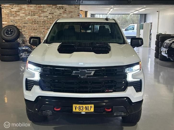 Occasion Chevrolet Silverado 426 PK (313 kW) 2024 Wit Van