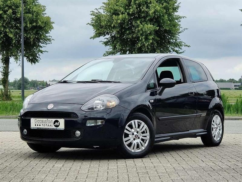 Blauw Gebruikt 2014 Fiat Punto Evo Easy Hatchback | € 3.950 (Eerlijke prijs) - Afbeelding 1/4