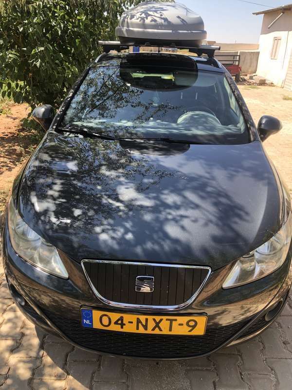 Grijs Gebruikt 2011 Seat Ibiza ST Style Stationwagen | € 1.250 (Super prijs) - Afbeelding 1/4