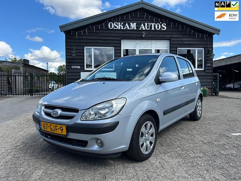 Grijs Gebruikt 2008 Hyundai Getz Active Hatchback | € 2.950 (Eerlijke prijs) - Afbeelding 1/4