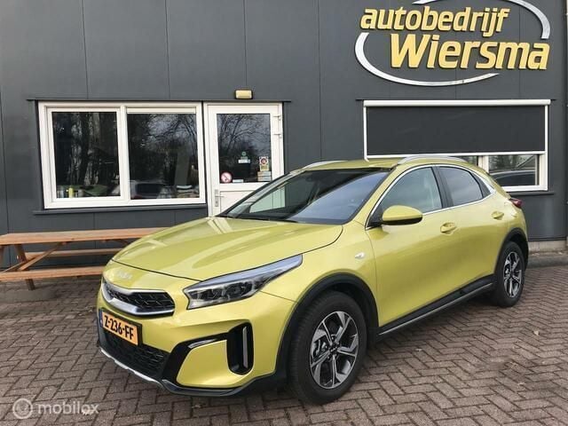 Geel Occasion 2023 Kia XCeed Comfort SUV | € 19.999 (Goede deal) - Afbeelding 1/4