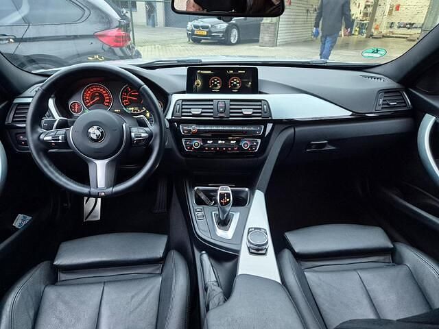 Occasion BMW 330 Executive 259 PK (190 kW) 2015 Grijs (metallic) Stationwagen