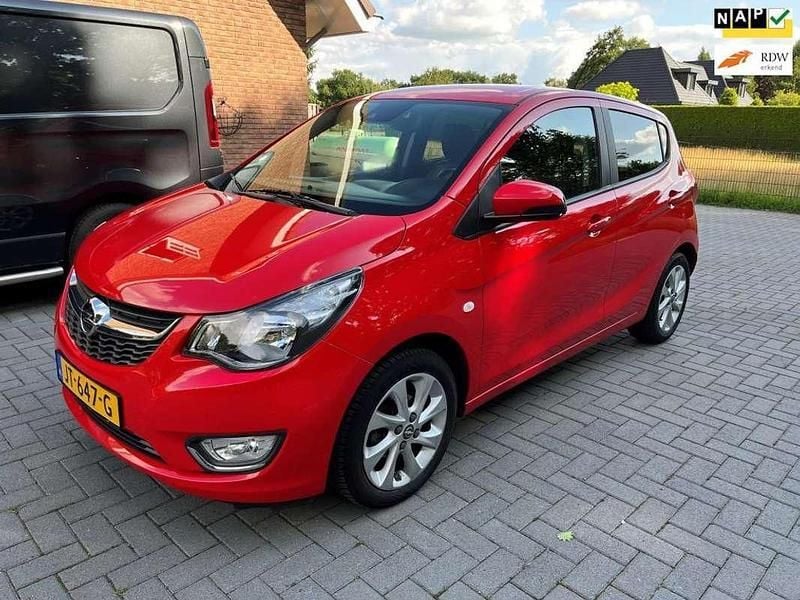 Rood Gebruikt 2016 Opel Karl Cosmo Hatchback | € 5.650 (Eerlijke prijs) - Afbeelding 1/4