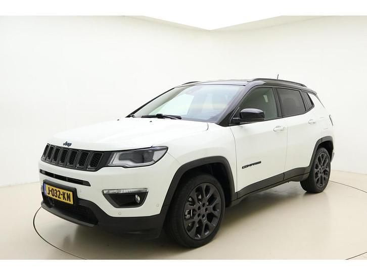 Wit Gebruikt 2020 Jeep Compass SUV | € 24.945 (Eerlijke prijs) - Afbeelding 1/4