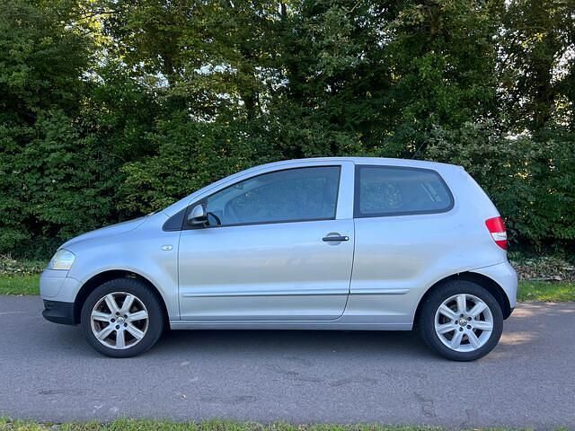 Grijs Occasion 2010 VW Fox Trendline Hatchback | € 1.750 (Eerlijke prijs) - Afbeelding 1/4