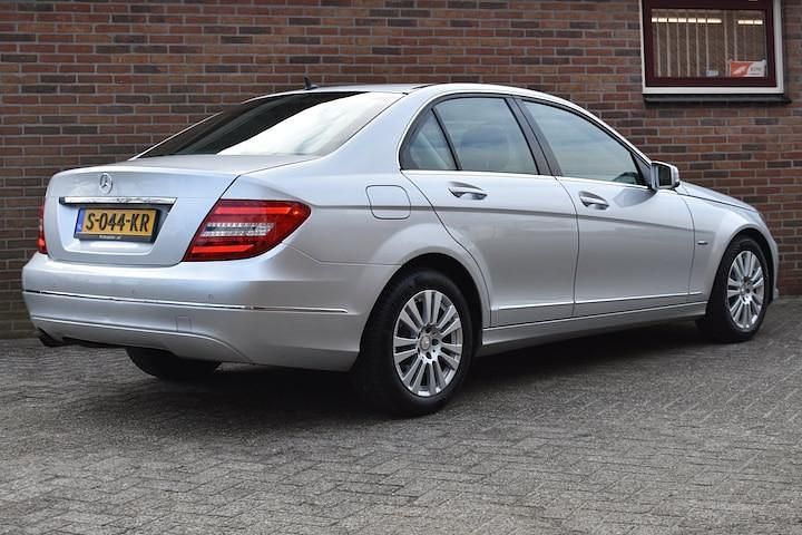 Occasion Mercedes C180 Elegance 156 PK (114 kW) 2011 Grijs (metallic) Sedan