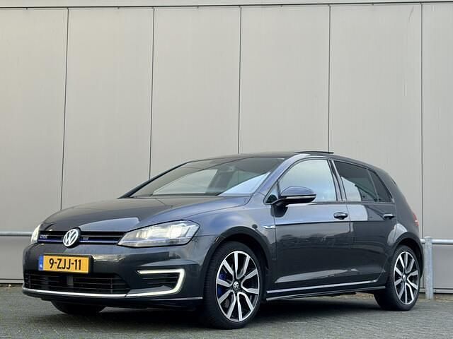 Occasion VW Golf VII GTE 150 PK (110 kW) 2015 Grijs Hatchback