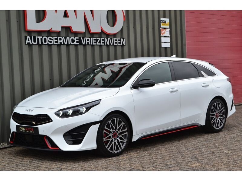 Wit, metallic lak Gebruikt 2021 Kia ProCeed 2 Hatchback | € 27.950 (Eerlijke prijs) - Afbeelding 1/4