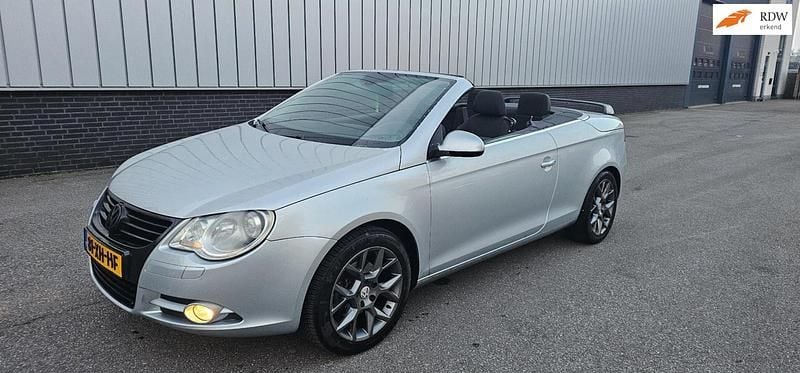Grijs Occasion 2007 VW Eos Cabriolet | € 2.950 (Goede deal) - Afbeelding 1/4