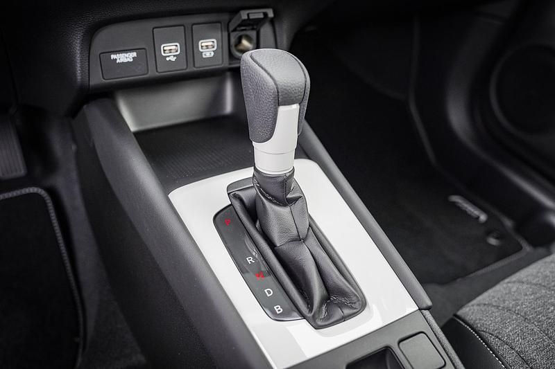 Occasion Honda Jazz Elegance 109 PK (80 kW) 2022 Zwart (metallic) Hatchback