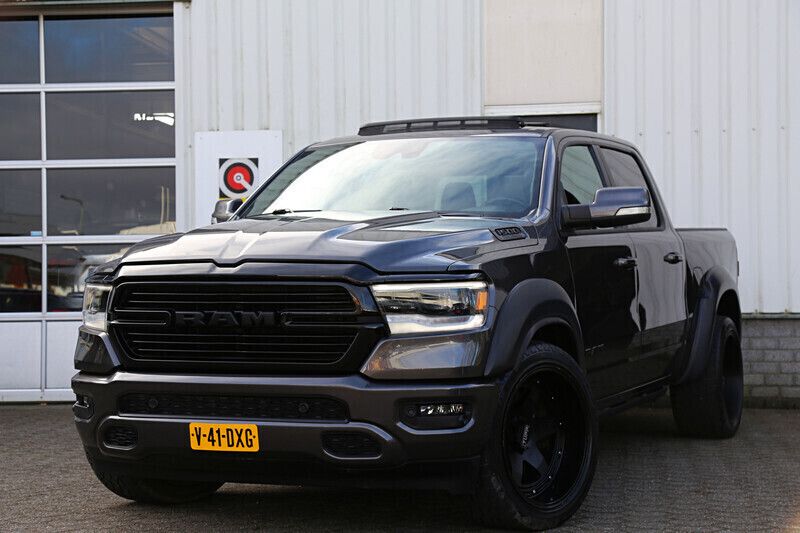 Grijs Gebruikt 2022 Dodge Ram Pickup | € 58.900 (Goede deal) - Afbeelding 1/4