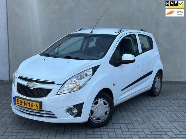Wit Gebruikt 2010 Chevrolet Spark LS Hatchback | € 2.650 (Goede deal) - Afbeelding 1/4