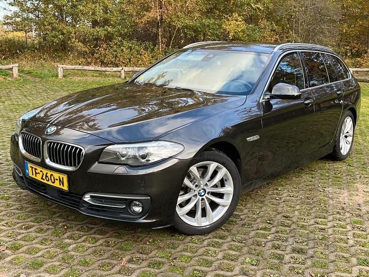 Occasion BMW 520 Luxury Line 190 PK (139 kW) 2016 Bruin Stationwagen