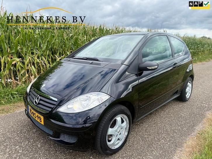 Zwart Gebruikt 2005 Mercedes A150 Classic MPV | € 1.950 (Goede deal) - Afbeelding 1/4