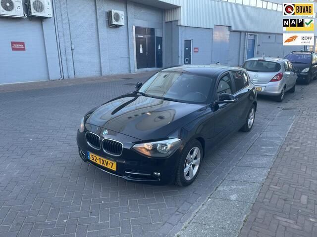 Zwart Gebruikt 2012 BMW 116 Hatchback | € 4.950 (Eerlijke prijs) - Afbeelding 1/4