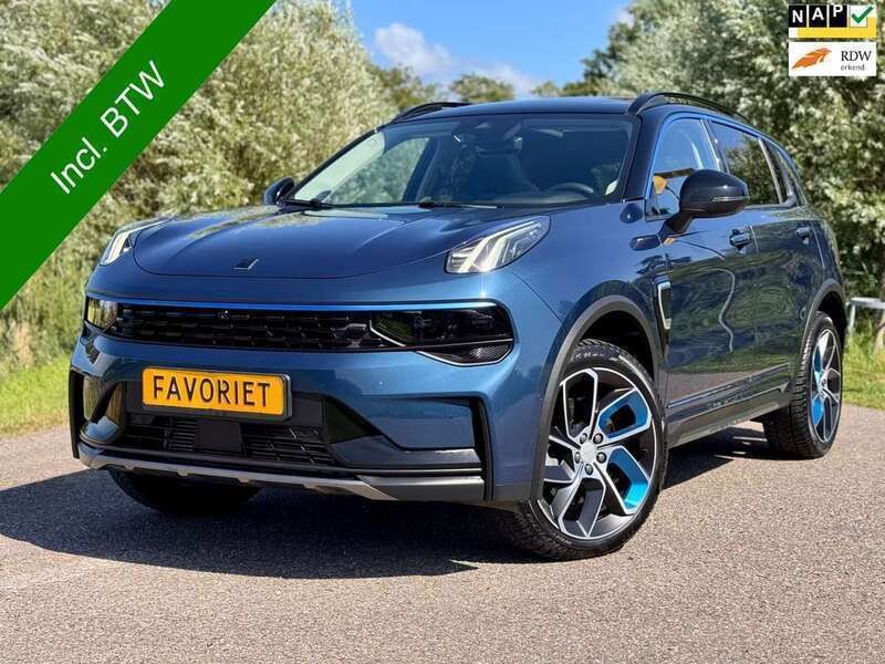 Blauw, metallic lak Gebruikt 2023 Lynk & Co 01 SUV | € 25.488 (Goede deal) - Afbeelding 1/4