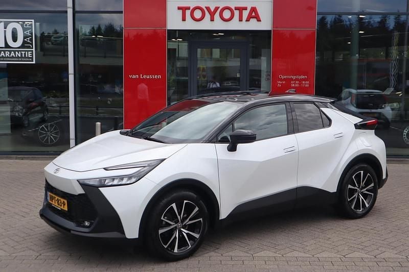Wit Gebruikt 2024 Toyota C-HR SUV | € 33.900 (Super prijs) - Afbeelding 1/4