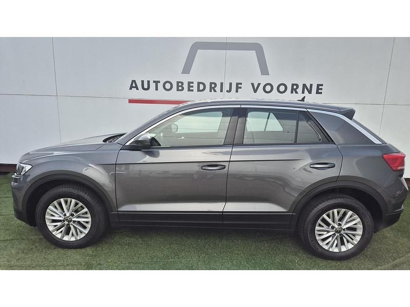 Grijs Gebruikt 2021 VW T-Roc Style SUV | € 19.950 (Eerlijke prijs) - Afbeelding 1/4