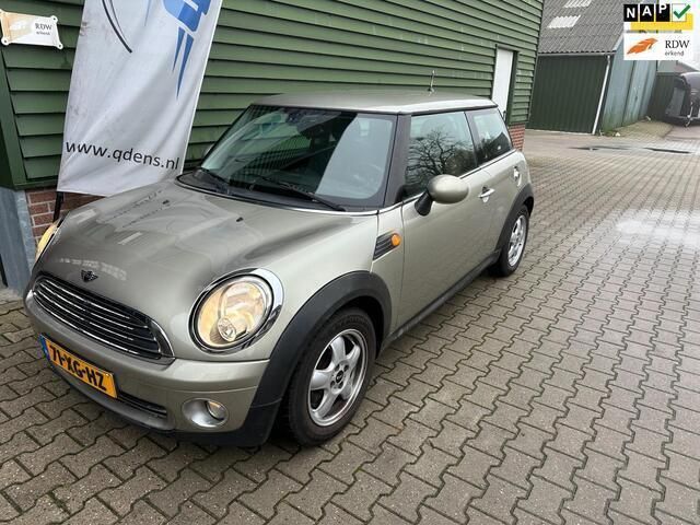 Grijs Gebruikt 2007 Mini ONE Pepper Hatchback | € 2.295 (Eerlijke prijs) - Afbeelding 1/4