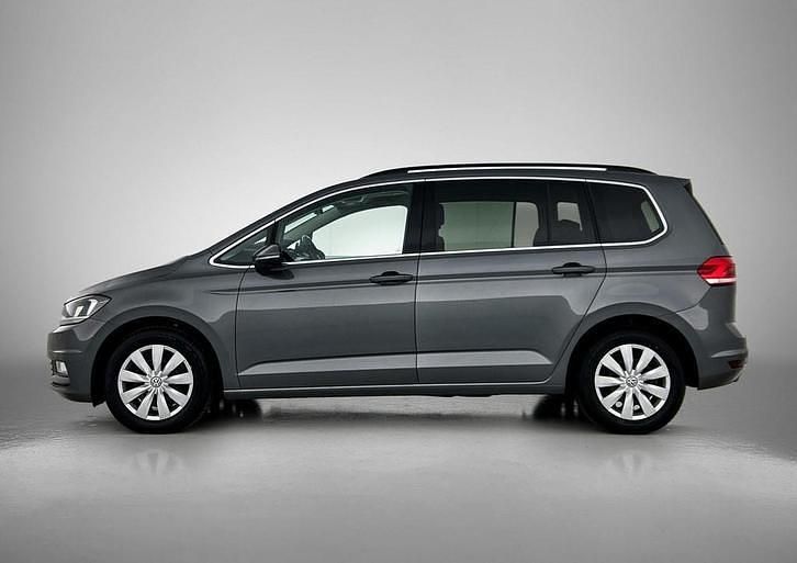 Occasion VW Touran Highline 150 PK (110 kW) 2017 Grijs MPV