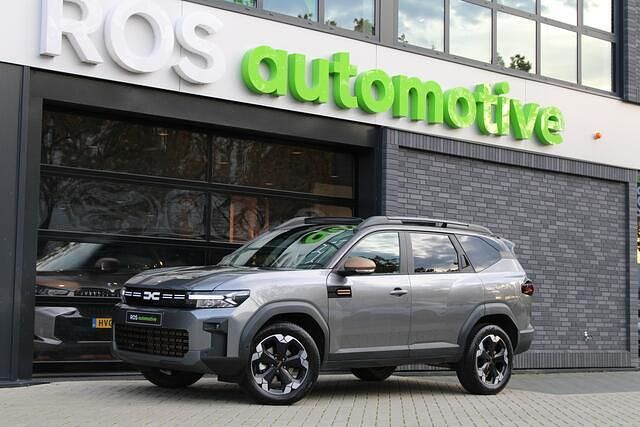 Grijs Gebruikt 2025 Dacia Bigster Extreme SUV | € 34.950 (Super prijs) - Afbeelding 1/4