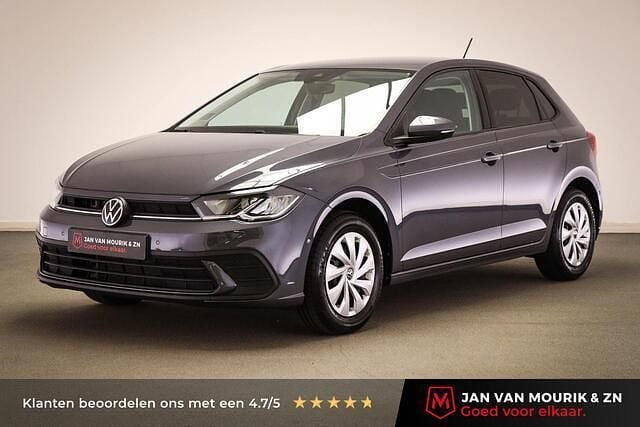 Grijs Gebruikt 2024 VW Polo Business Hatchback | € 23.400 (Goede deal) - Afbeelding 1/4