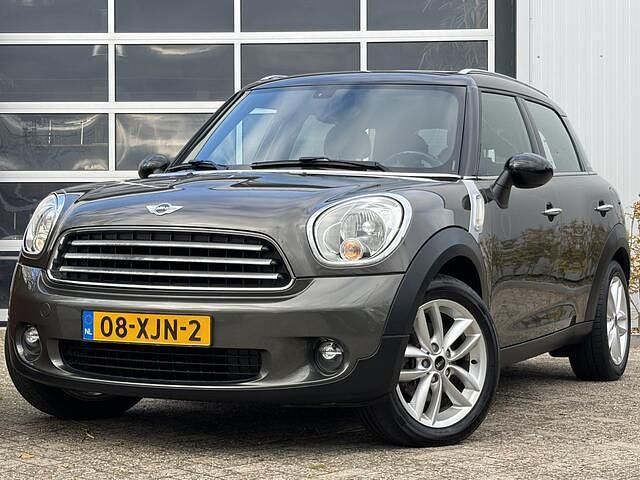 Grijs Gebruikt 2012 Mini Cooper Countryman SUV | € 9.950 (Eerlijke prijs) - Afbeelding 1/4