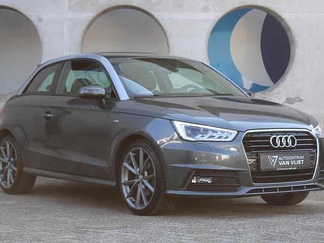 Occasion Audi A1 Sport 125 PK (91 kW) 2015 Daytonagrijs (p); dak zilver Hatchback