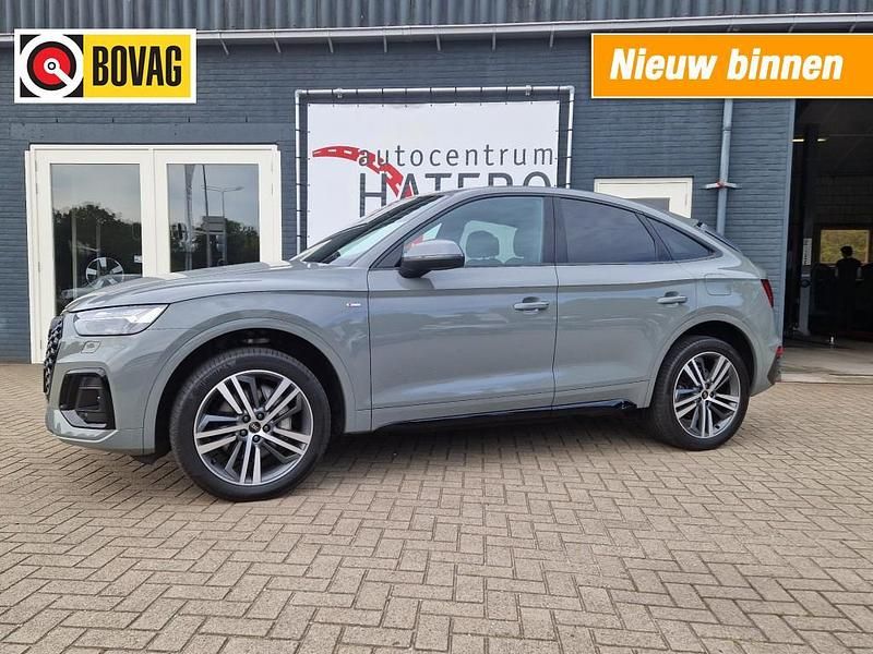 Grijs Gebruikt 2022 Audi Q5 S-Line SUV | € 52.450 (Iets duurder) - Afbeelding 1/4