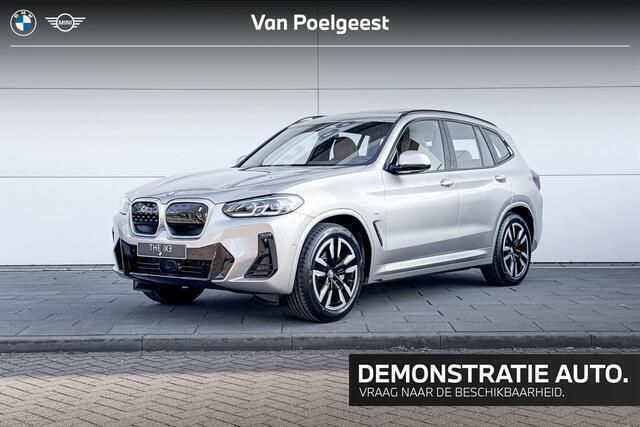 Kaschmirsilber metallic (a72) (grijs metallic) Gebruikt 2025 BMW iX3 Executive SUV | € 59.900 (Eerlijke prijs) - Afbeelding 1/4