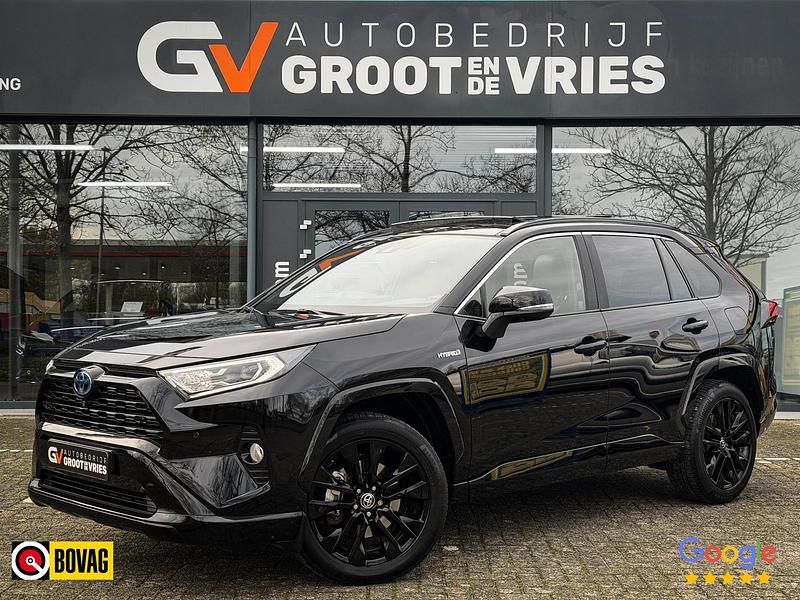Zwart Gebruikt 2021 Toyota RAV4 Hybrid Edition SUV | € 37.995 (Eerlijke prijs) - Afbeelding 1/4