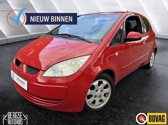 Rood Gebruikt 2005 Mitsubishi Colt Invite Hatchback | € 1.390 (Eerlijke prijs) - Afbeelding 1/4