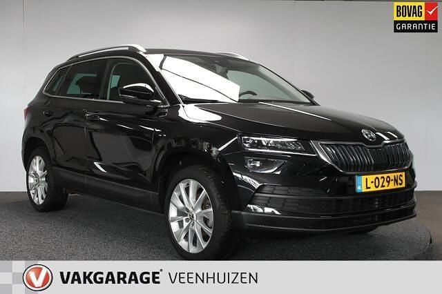 Zwart Gebruikt 2020 Skoda Karoq Style SUV | € 23.950 (Eerlijke prijs) - Afbeelding 1/4