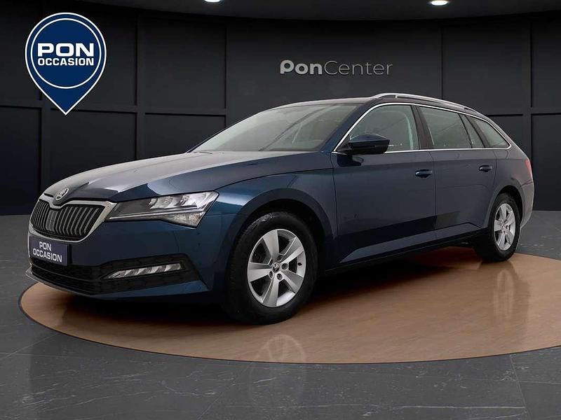 Blauw Gebruikt 2023 Skoda Superb Business Line Stationwagen | € 26.950 (Eerlijke prijs) - Afbeelding 1/3