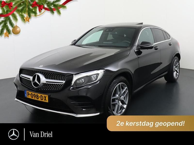 Zwart Gebruikt 2019 Mercedes GLC250 AMG line Coupé | € 39.950 (Eerlijke prijs) - Afbeelding 1/4