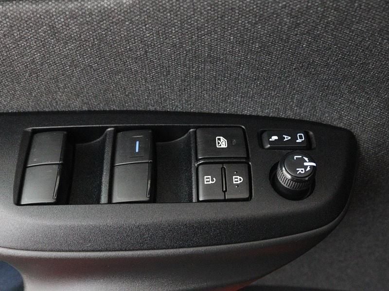 Occasion Toyota Yaris Hybrid Edition 2022 Rood Hatchback