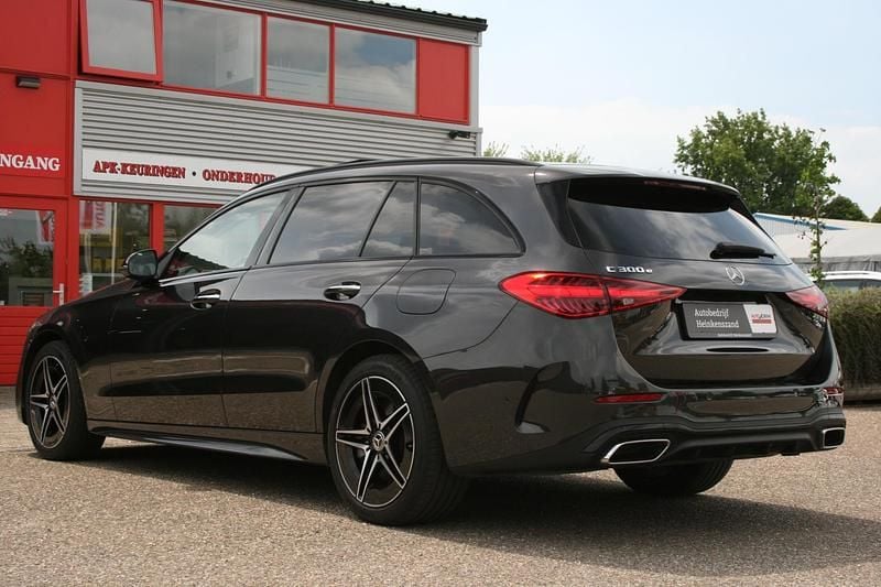 Occasion Mercedes C300 AMG line 313 PK (230 kW) 2023 Stationwagon Stationwagen