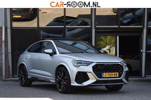 Grijs Gebruikt 2021 Audi RS Q3 Sportback S-Line SUV | € 63.950 (Eerlijke prijs) - Afbeelding 1/4