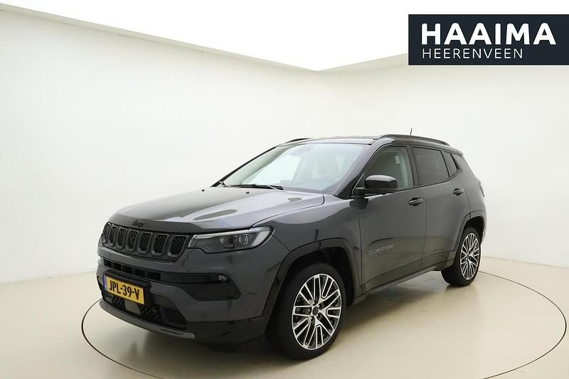 Grijs Gebruikt 2024 Jeep Compass SUV | € 33.450 (Duur) - Afbeelding 1/4