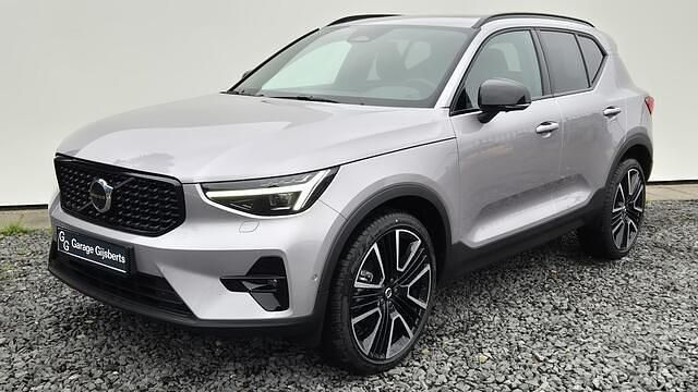 Zilver Gebruikt 2025 Volvo XC40 Ultra SUV | € 51.900 (Duur) - Afbeelding 1/4