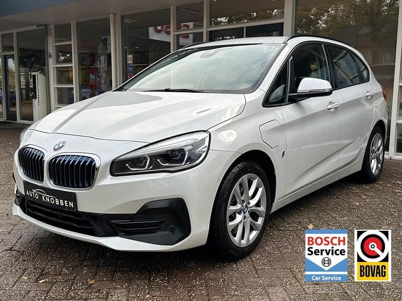 Wit Gebruikt 2018 BMW 225 Active Tourer iPerformance MPV | € 17.800 (Goede deal) - Afbeelding 1/4