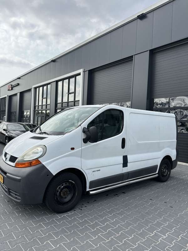 Gebruikt 2006 Renault Master Van | € 1.950 (Iets duurder) - Afbeelding 1/4
