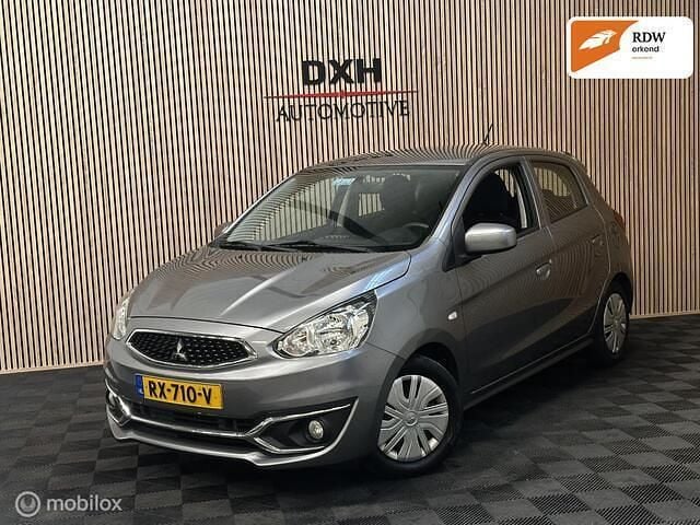 Grijs Gebruikt 2018 Mitsubishi Space Star Hatchback | € 6.740 (Eerlijke prijs) - Afbeelding 1/4